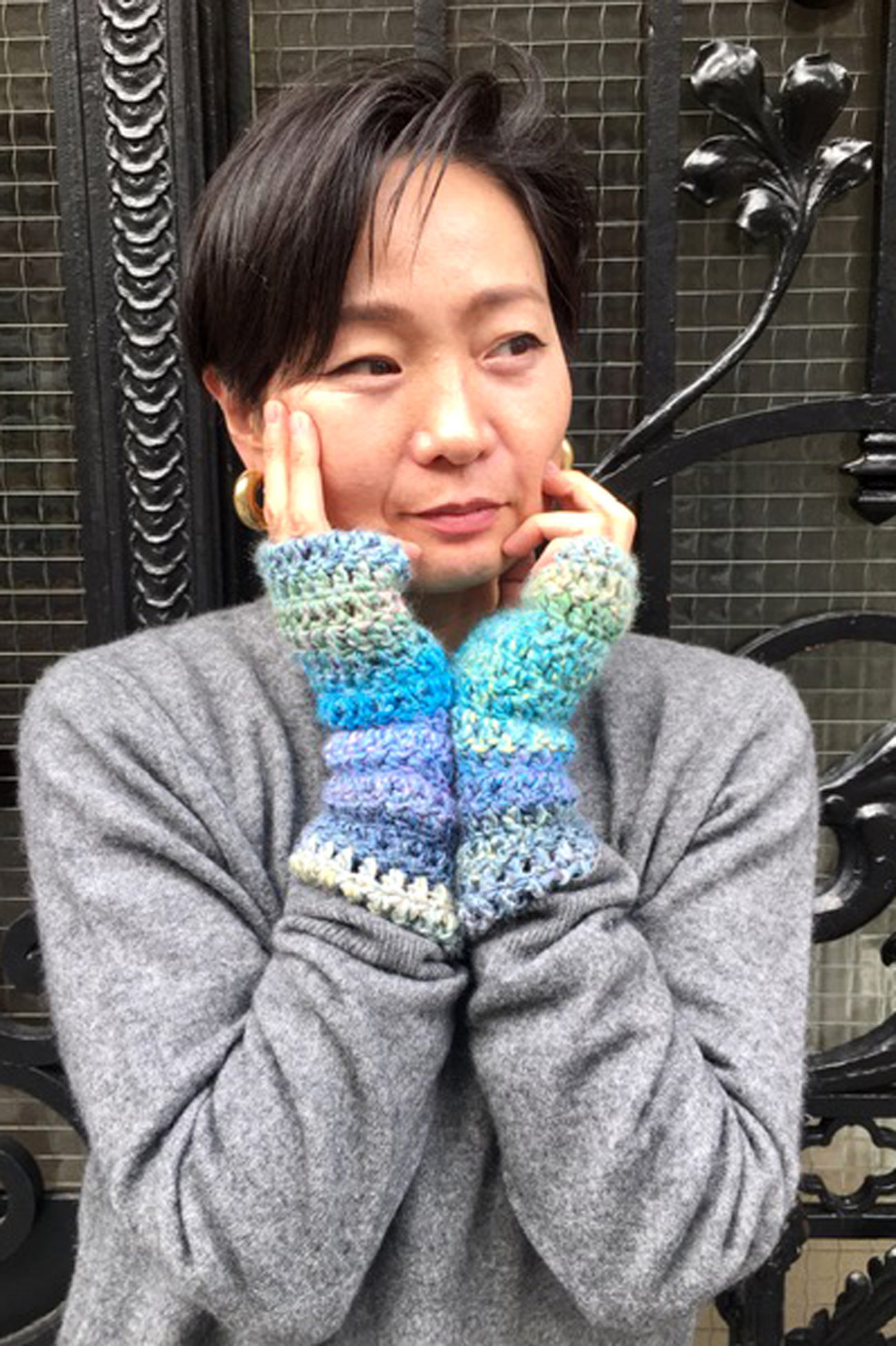 Atelier - Fingerless Gloves to Crochet
